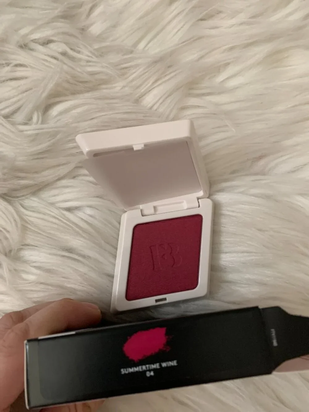FENTY BEAUTY Fenty Cheeks Suede Powder Blush in Summertime Wine 04